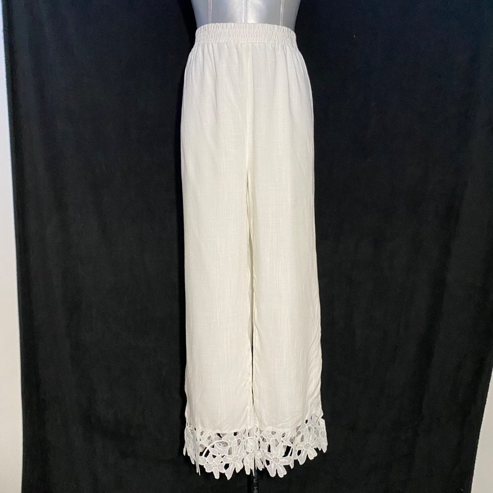 Womens XL White Pants CROP Hippie Boho Lined Beach Retro Threads Unique Hem CUTE
